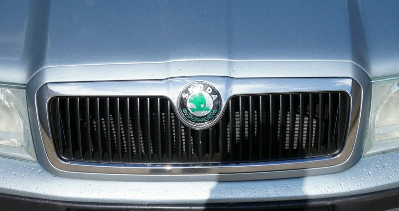 Skoda Octavia cena 8900 przebieg: 282997, rok produkcji 2003 z Kwidzyn małe 704